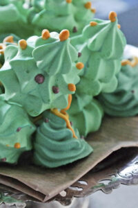 christmas meringue cookies